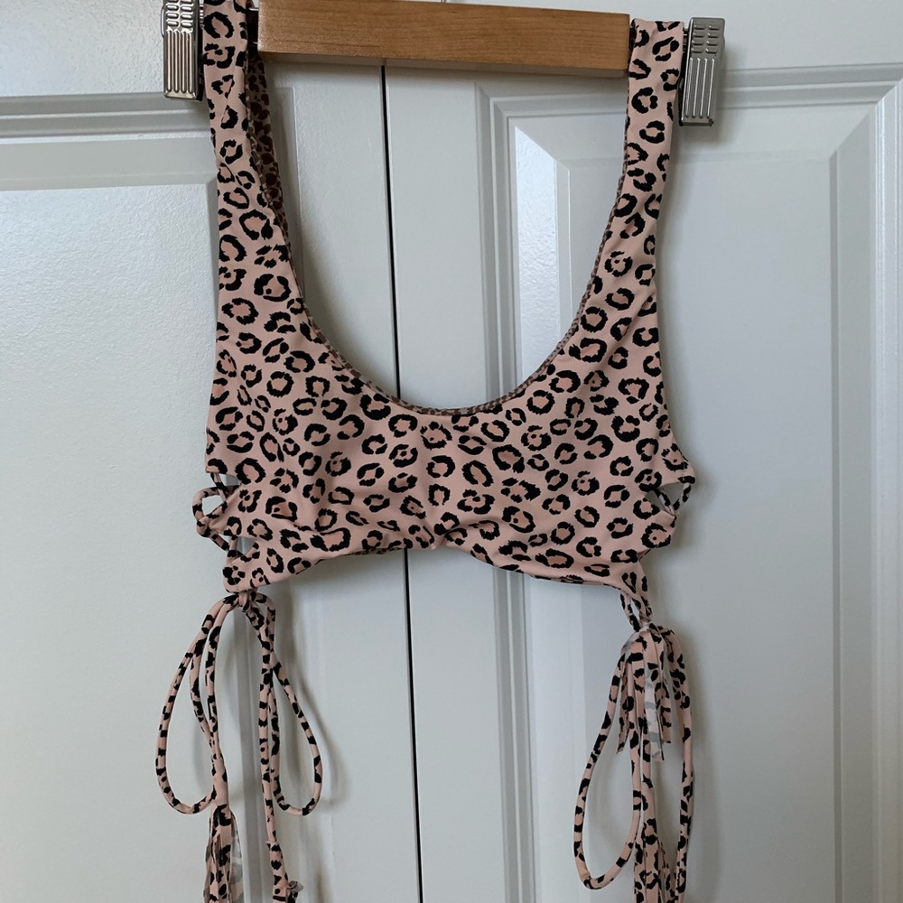 ♥️SOLD♥️ - Picture 2 of 9